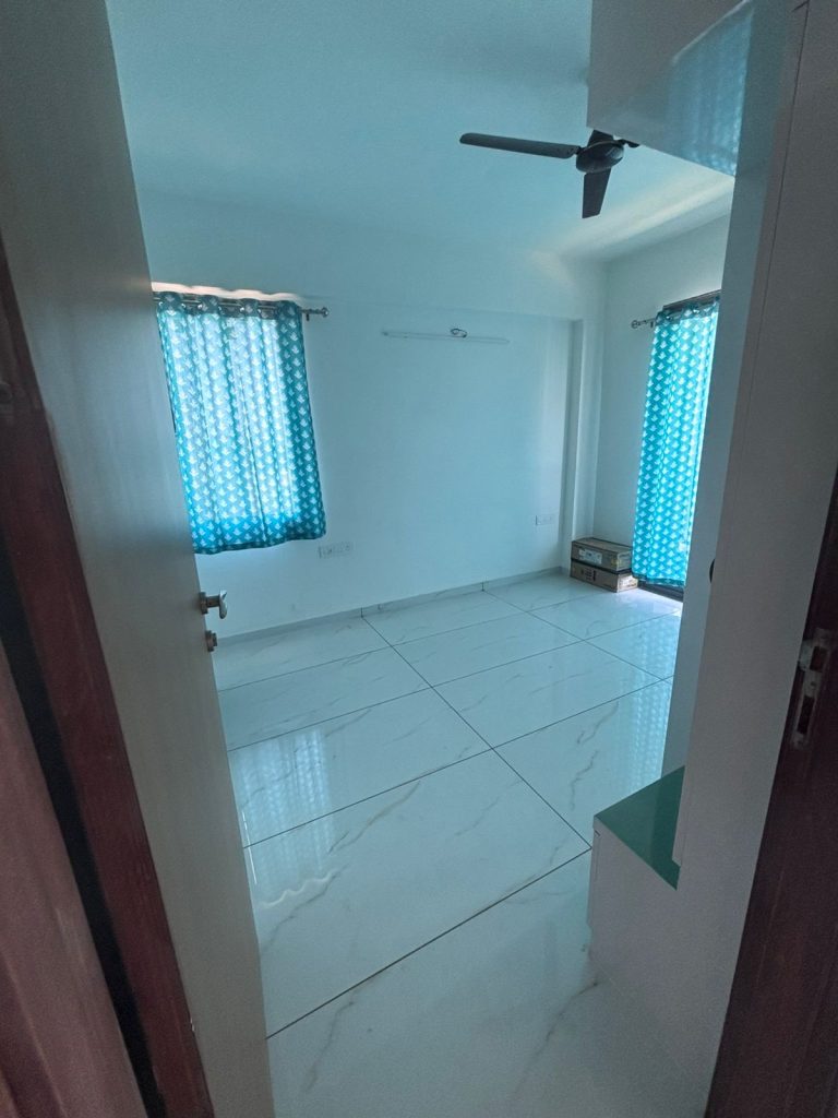 WhatsApp Image 2026-04-06 at 12.13.49 (3)