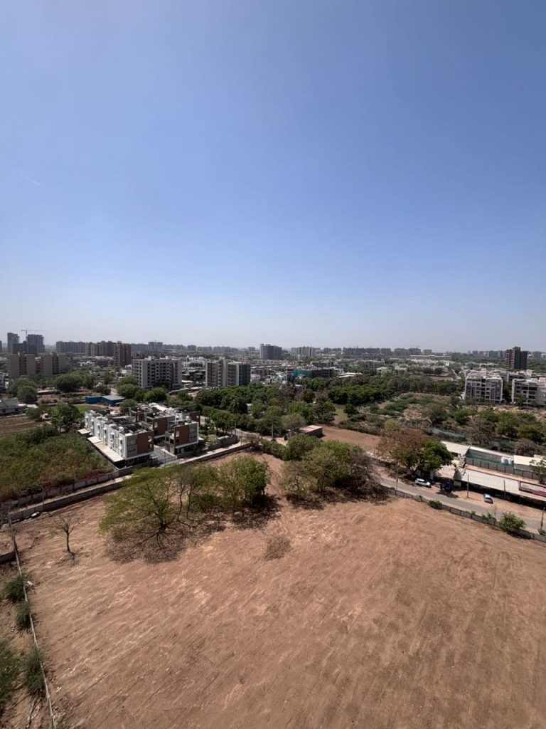 WhatsApp Image 2026-04-06 at 12.13.50 (1)