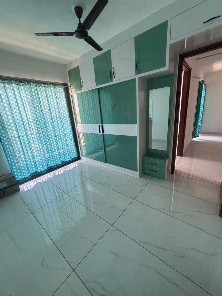 WhatsApp Image 2026-04-06 at 12.13.52 (2)