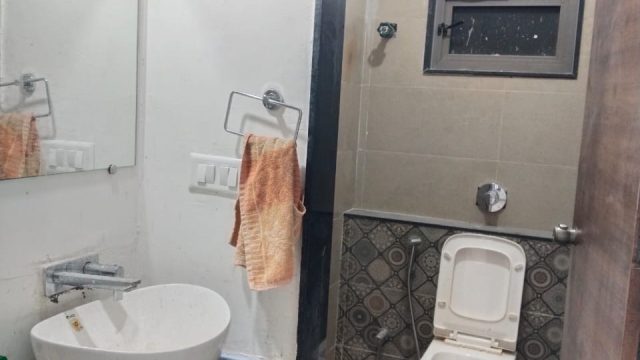 WhatsApp Image 2026-04-06 at 16.21.12