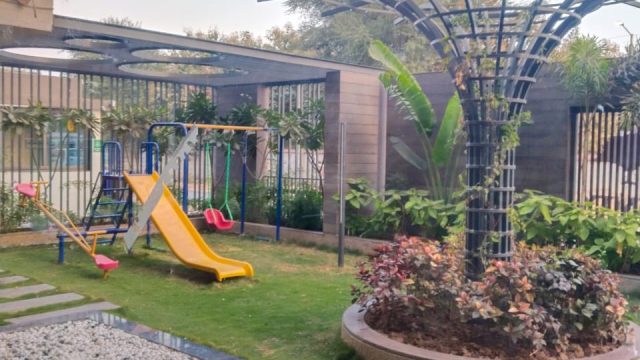 WhatsApp Image 2026-04-06 at 16.21.17 (1)