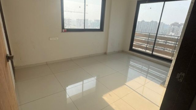 WhatsApp Image 2026-04-06 at 16.44.12