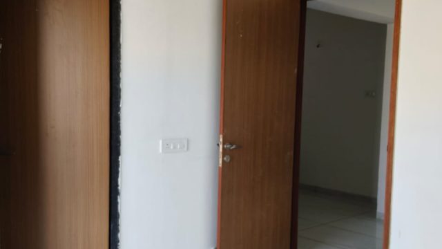 WhatsApp Image 2026-04-06 at 17.17.05