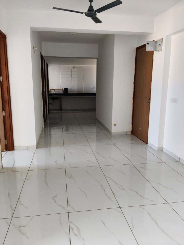 WhatsApp Image 2026-04-06 at 17.17.08