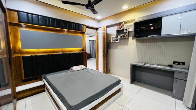 7c186f2d-8a37-4b31-95ec-453430971ced