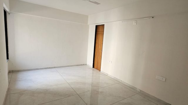 WhatsApp Image 2026-04-06 at 17.30.00