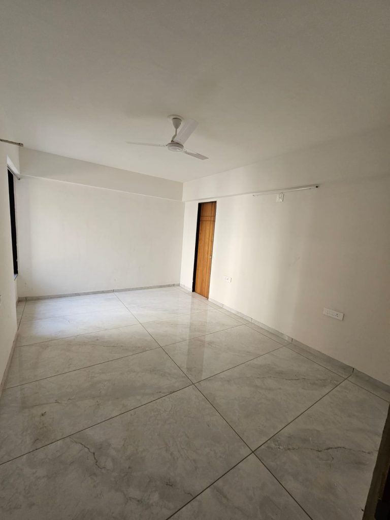 WhatsApp Image 2026-04-06 at 17.30.00