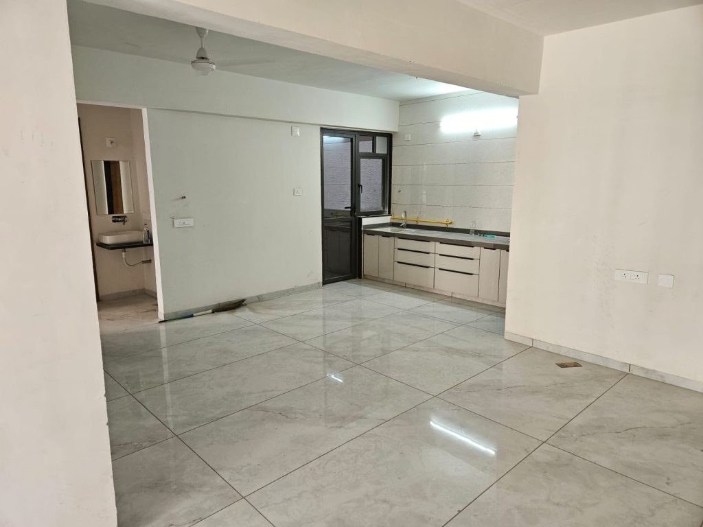 WhatsApp Image 2026-04-06 at 17.30.06 (2)