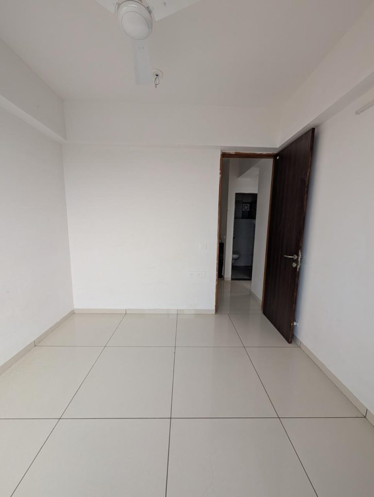 WhatsApp Image 2026-04-10 at 13.27.46