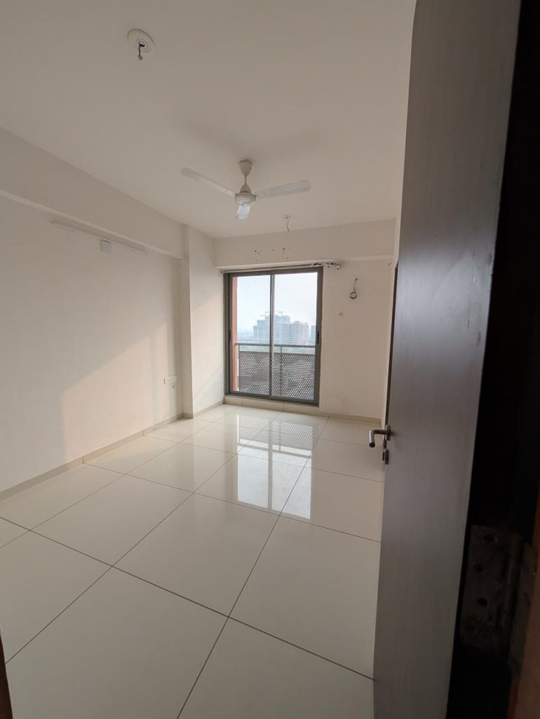 WhatsApp Image 2026-04-10 at 13.27.48 (1)