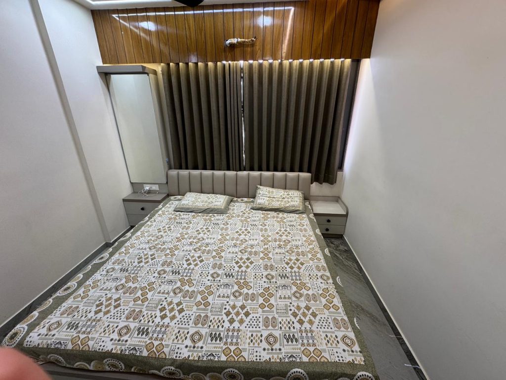 WhatsApp Image 2026-04-12 at 13.16.03 (3)